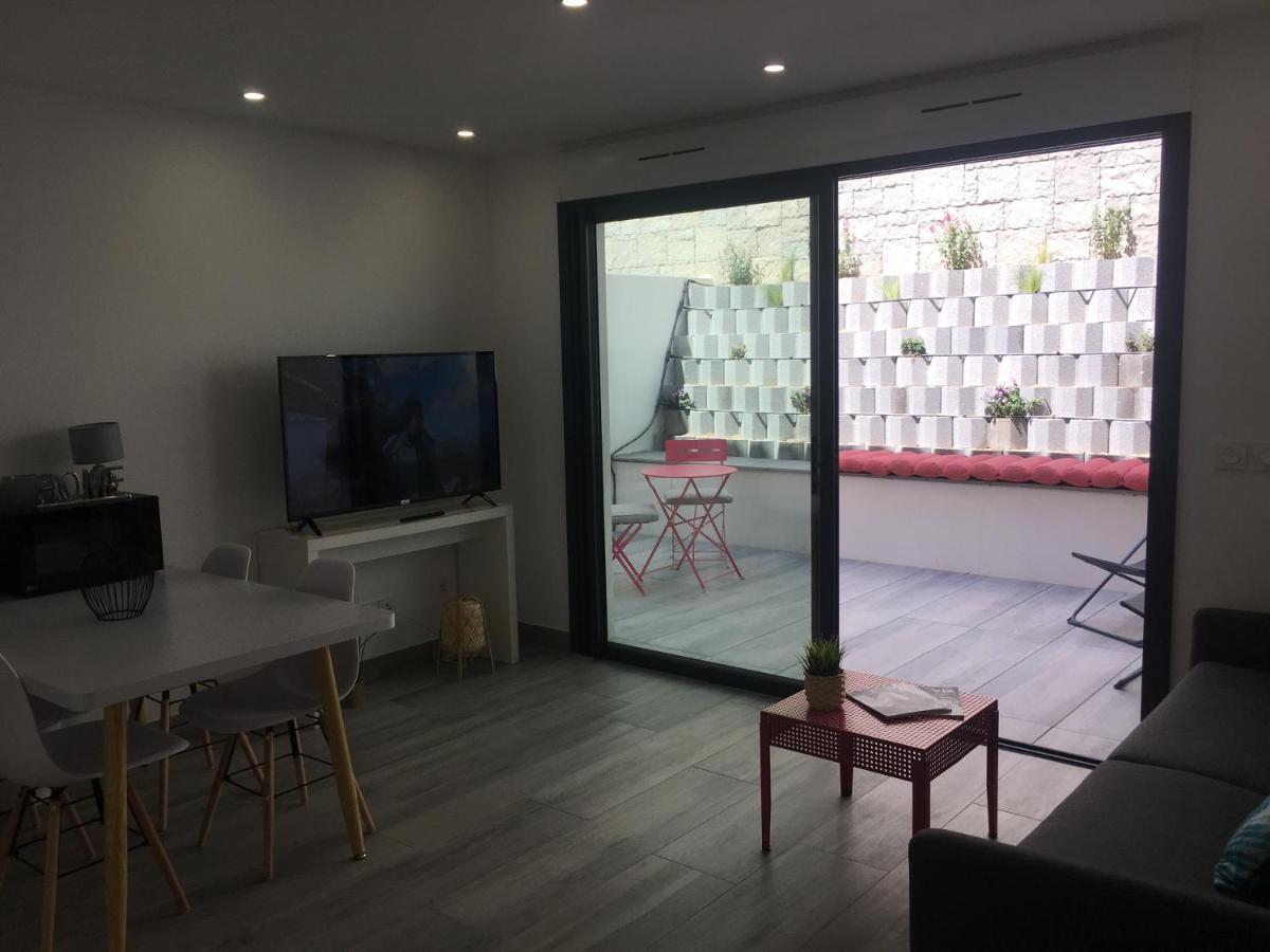 Studio De Prestige Dans Residence Face A La Mer Bandol Bagian luar foto
